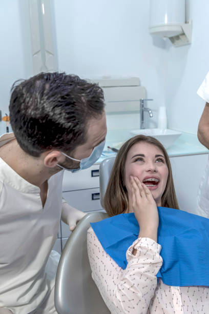 Best Dentist for Tooth Abscess  in Lely, FL